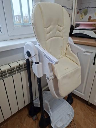 Детский столик