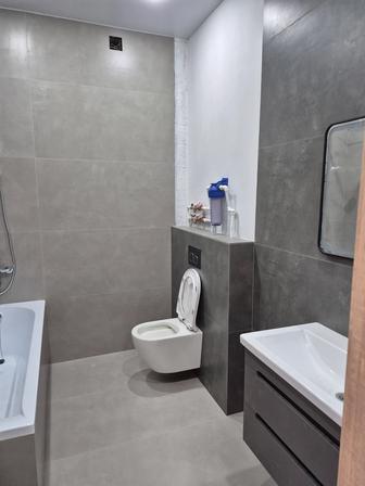 Укладка плитки ( керамогранит, кафель) Плиточник.