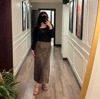 Юбка макси атласная