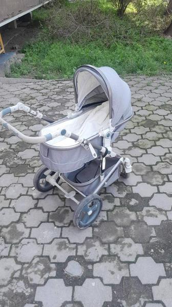 Детская коляска