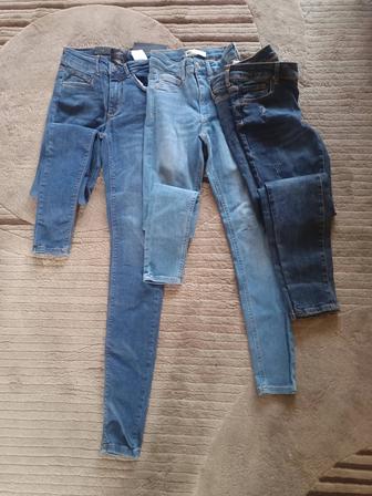 Джинсы