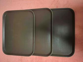 Подносы прямоугольные 40х50