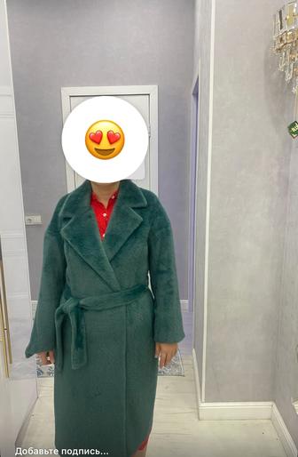 Продам пальто с искусственным мехом под альпака