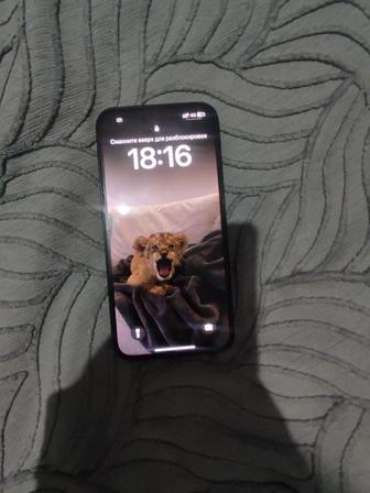 Продам IPhone 13