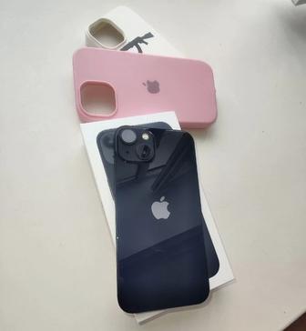 Продам IPhone 13