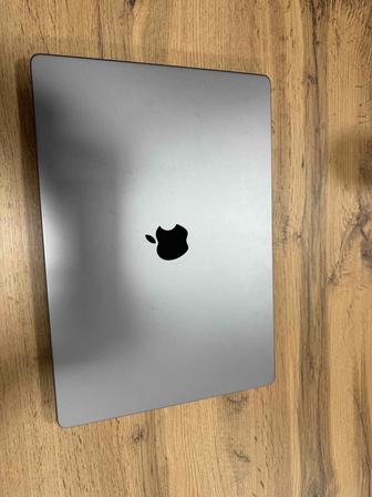 MacBook 16 pro