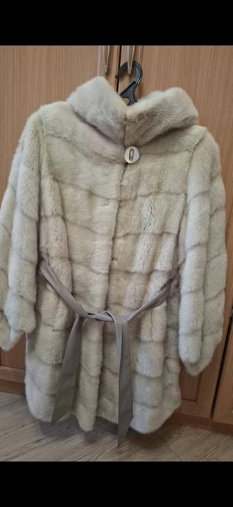 Шуба норковая женская