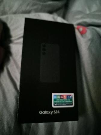 Самсунг с 24