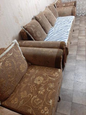 Продам мягкий уголок отдыха диван и два кресло-кровати