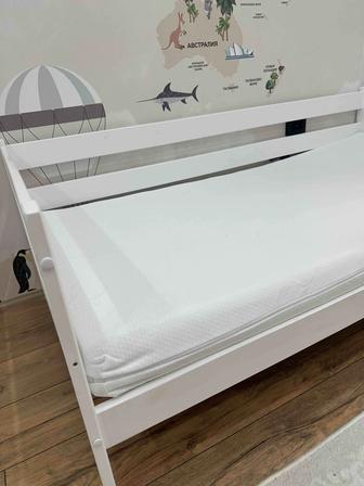 Продам матрас 180-90