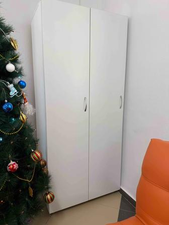 Продам шкаф