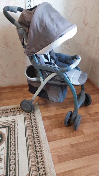 Детская коляска от Chicco