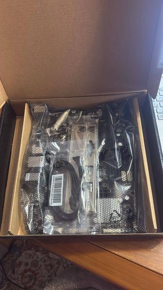 Материнская плата H81m-s1 Gigabyte новые