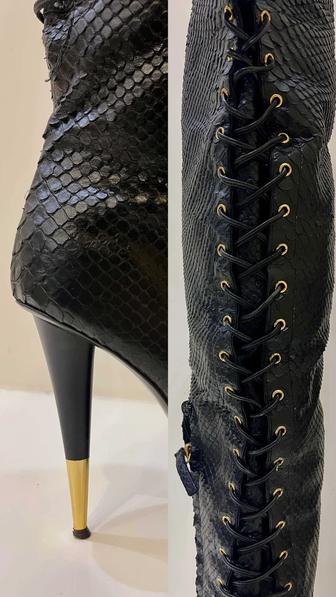 Продаю ботфорты Zanotti