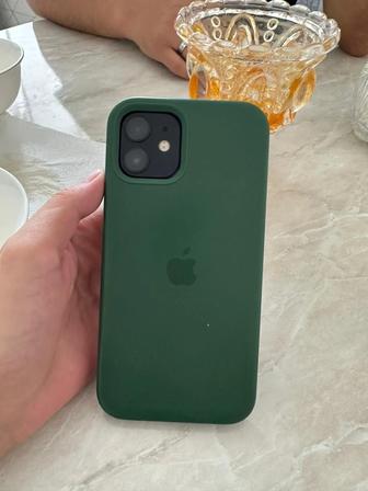 Продам IPhone 12