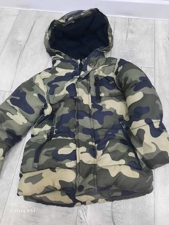 Продам куртку для мальчика