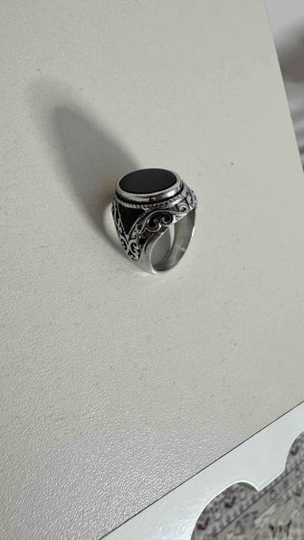 Продам печатка мужское