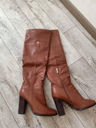 Продам зимние сапоги