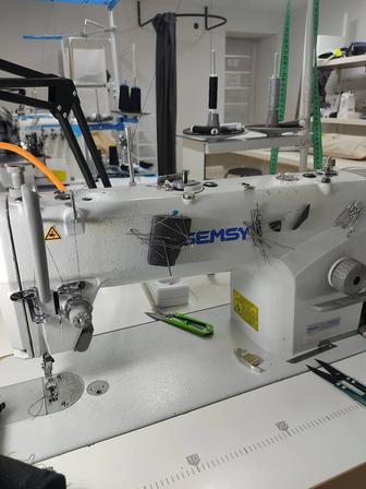 Требуется швея