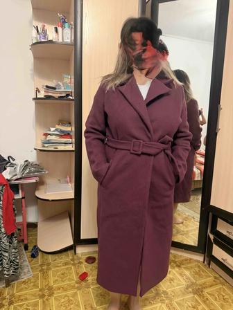 Продам осеннее пальто женское