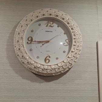 Продам настенные часы
