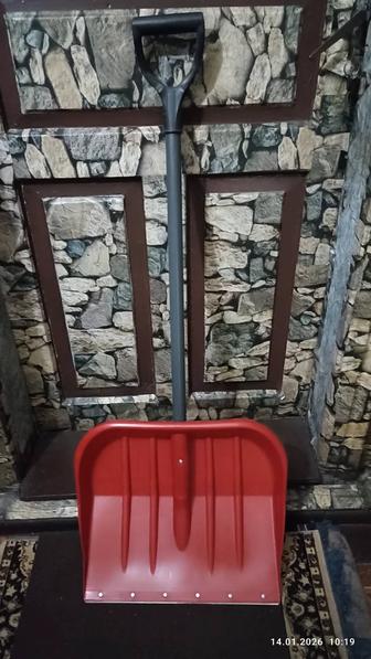 Продам лопату.