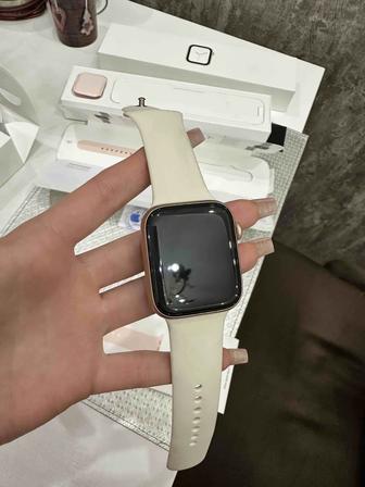 Часы Apple Watch 4 44 mm