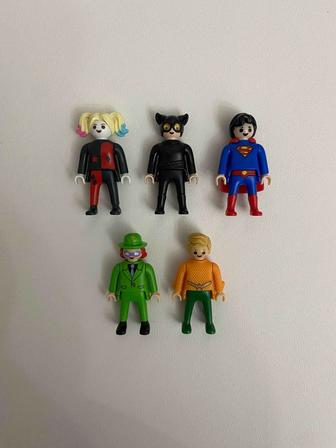 Kinder фигурки персонажей DC Playmobil