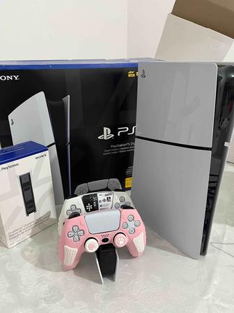 Продам Sony PlayStation 5 (PS5)
