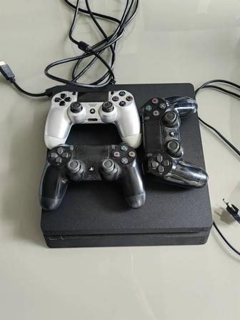 Sony PlayStation 4