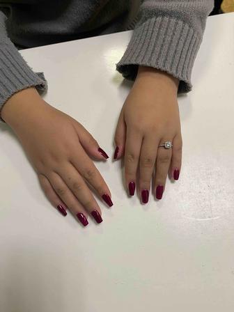 Маникюр/педикюр