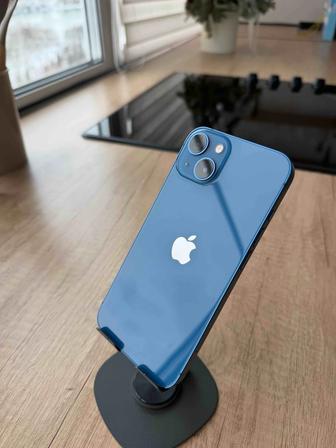 Продам iPhone 13