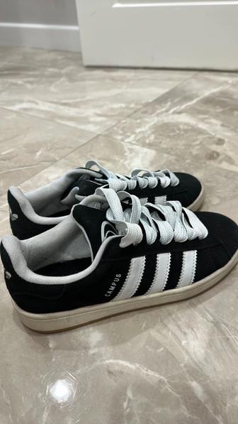 Продам кроссовки adidas campus