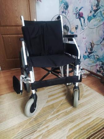 Инвалидная коляска