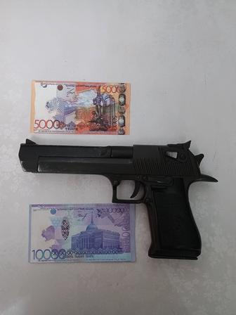 Макет пистолета Desert Eagle