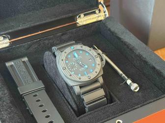 Часы Panerai Luminor Submersible