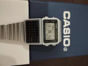 Продам часы Casio с калькулятором.