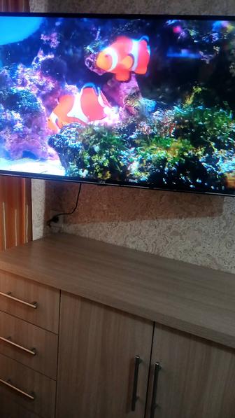 Смарт ТВ Artel UA43H1400 новый