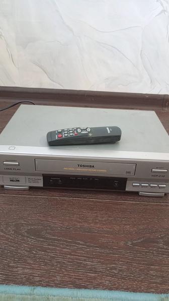 Видеомагнитофон