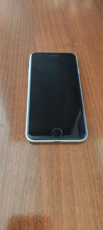 Продам iphone se 2020 64 gb