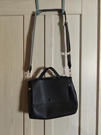 Женская черная сумка