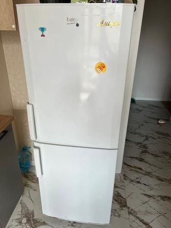 Продам холодильник б/у