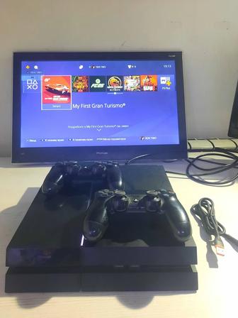 Playstation 4 Игры Фифа25 Гта5 Уфс3 Red dead redemption2 Гонка 2 джойстик