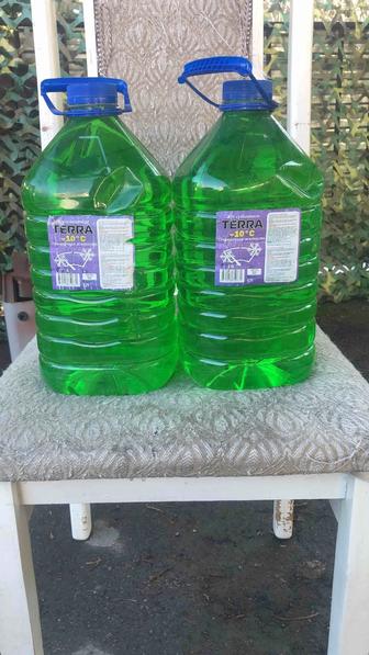 Продам стеклоочиститель ( омывайку для автостереотип) 5 литров баклажка