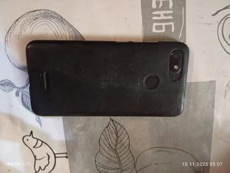 Продаю на запчасти смартфон Ксиоми редми 6А