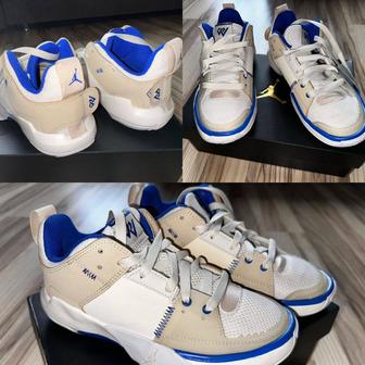 Кроссовки Jordan