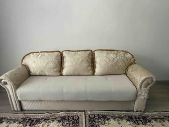 Продаю диван в хорошем состоянии 110 000 тг, торг есть