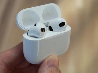 AirPods 3 Lightning