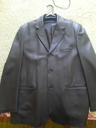 Продам кожанный пиджак