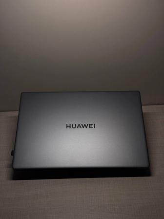 Huawei MateBook D16